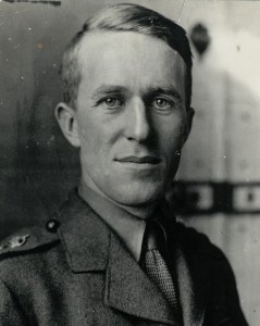 TE Lawrence T.E. Lawrence (1915)